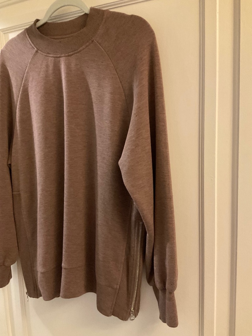 Varley - Nicole Boyfriend Sweater - marl fleck sz small - Picture 3 of 5